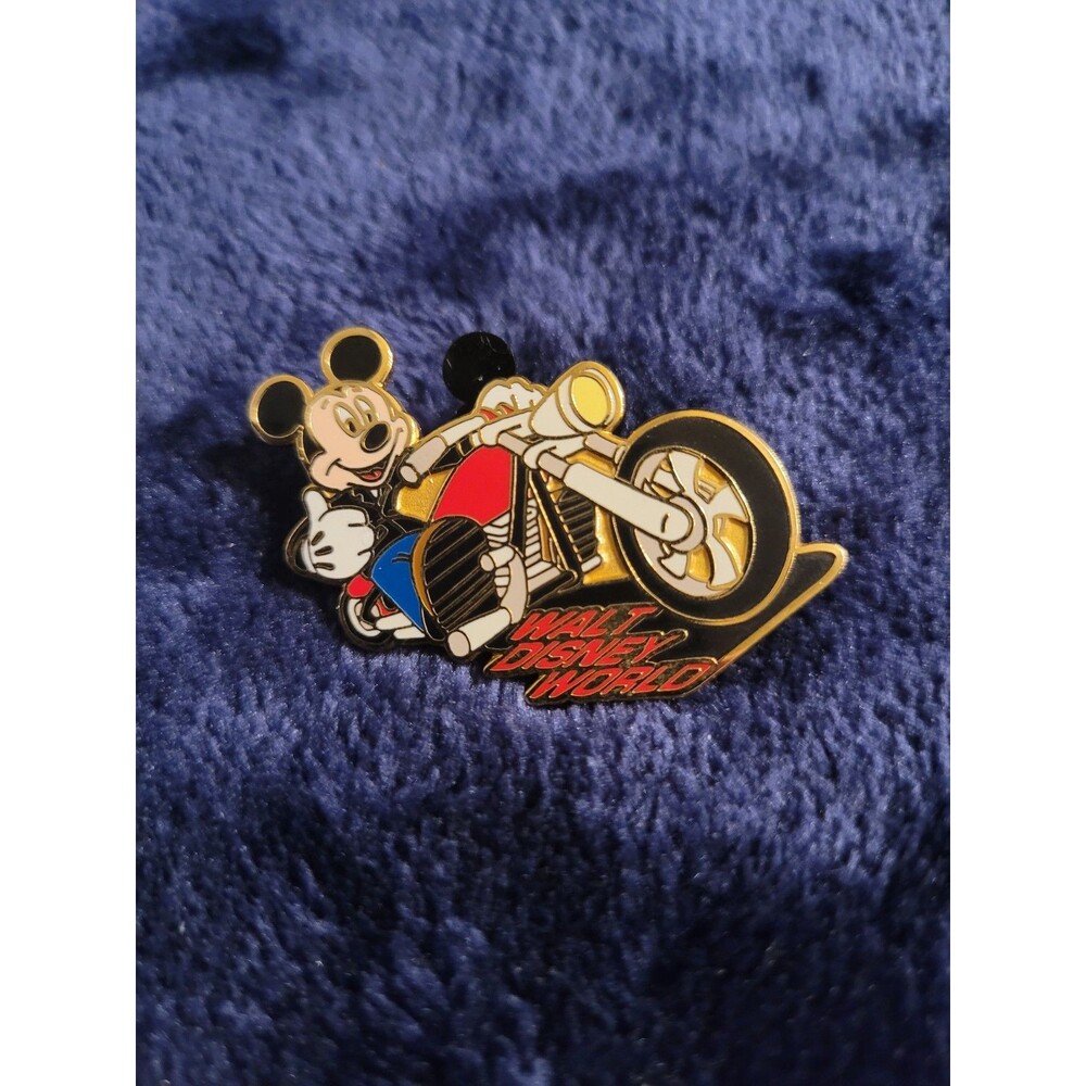 Vintage Disney 2003 WDW Biker Series Mickey on Motorcycle Pin #87633